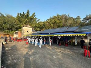 热心阿婆 L 女士辞世，95154梅州站专业团队操办白事