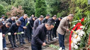 赓续・奋进：传承精神守初心